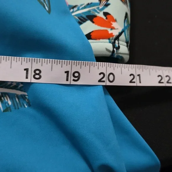 SWIM By Cacique Women's Swim TOP Bra W/Tank Overshirt Aqua Tropical Sz 28 EUC - Picture 12 of 14